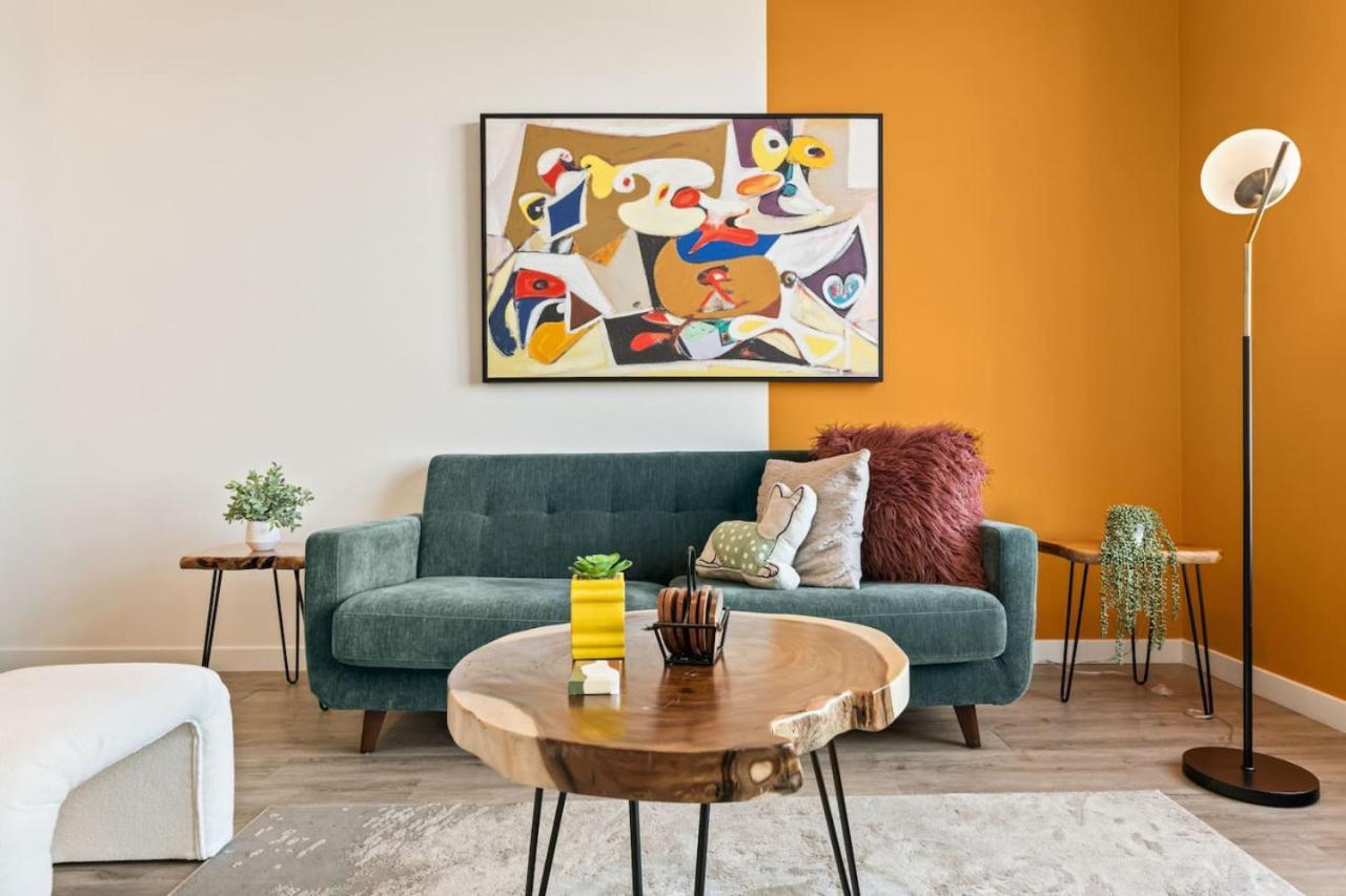 Apartment Modern Living, Stunning Views, 1mile To Dodger Stadium Los Angeles